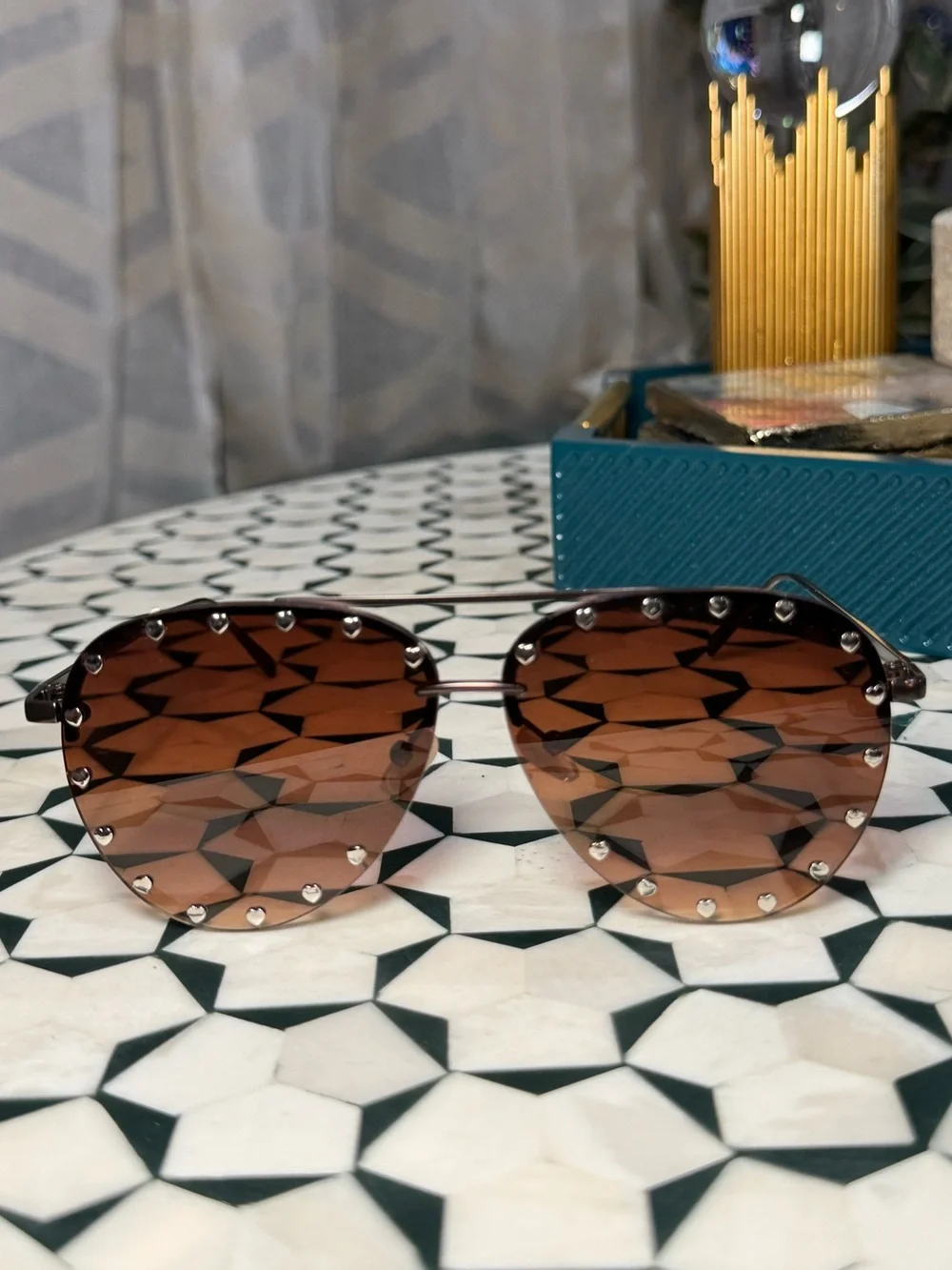 🕶️ Anthropologie I-SEA heart studded aviator Brown Sunglasses NWOT sunnies 🕶️